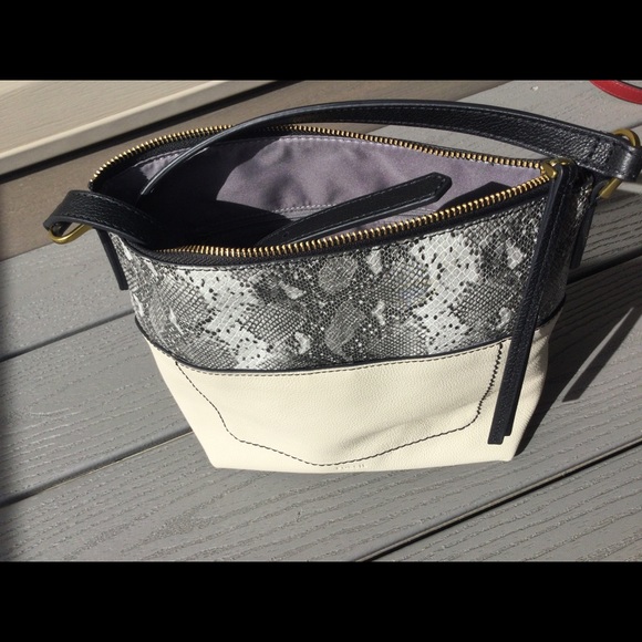 FOSSIL AMELIA CROSSBODY - Picture 4 of 6